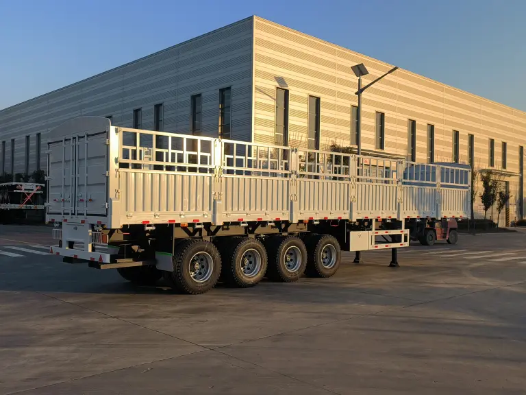 4-axle Fence Semi-Trailer