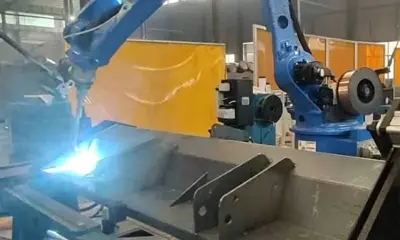 Robotic welding assembly line